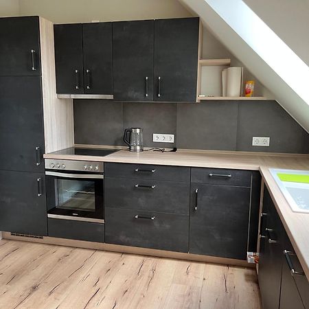 Luxus Lindenhof Apartments -Ferienwohnungen In Friesland An Der Nordsee Am Naturschutzgebiet Urwald Neuenburg  Habitación foto
